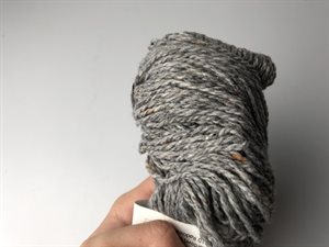 Dagmar by Permin merinould/polyamid - skøn gråmeleret med nister